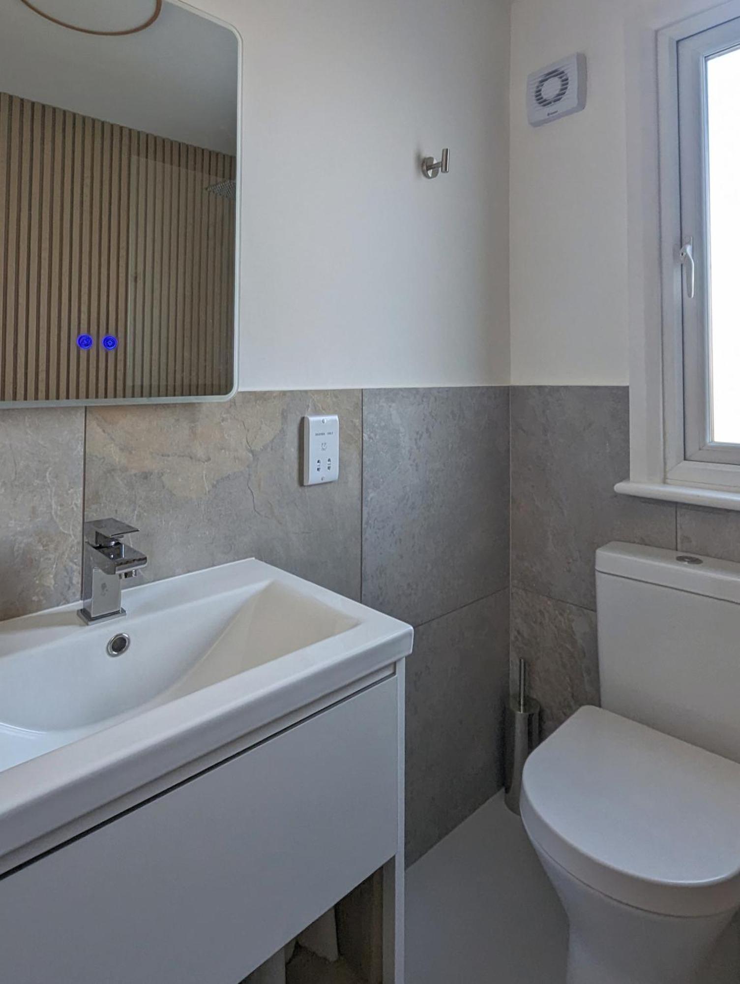 Stylish 2 Bedroom Flat Appartamento Londra